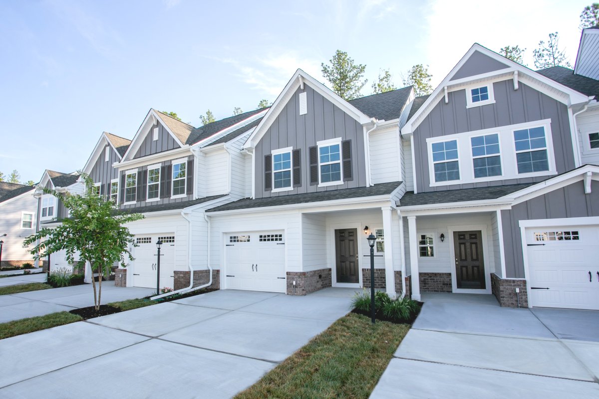 New Homes in Glen Allen, VA River Mill Townhomes HHHunt Homes