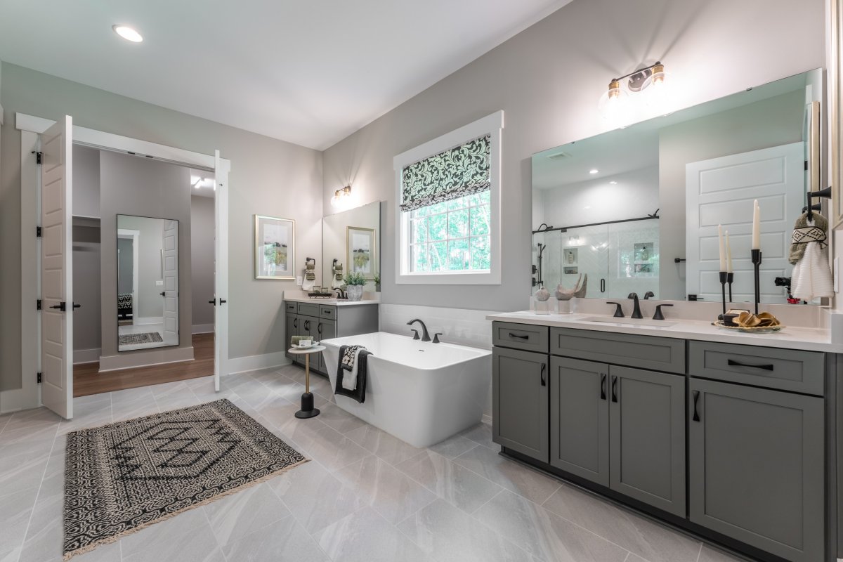 The Summit At Morgan Ridge Crawford-First Floor Primary Bathroom With Soaking tub