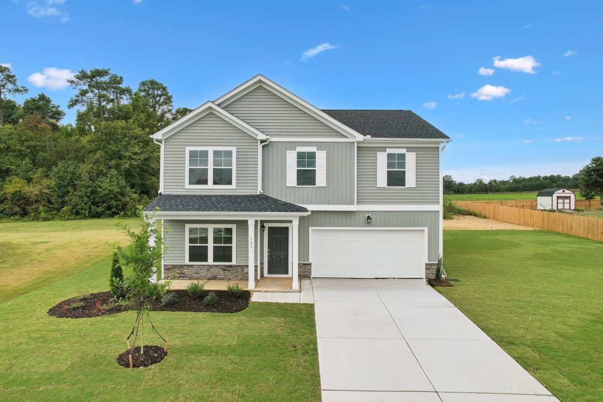 Farmhouse homes in Edgewater, Suffolk, Virginia